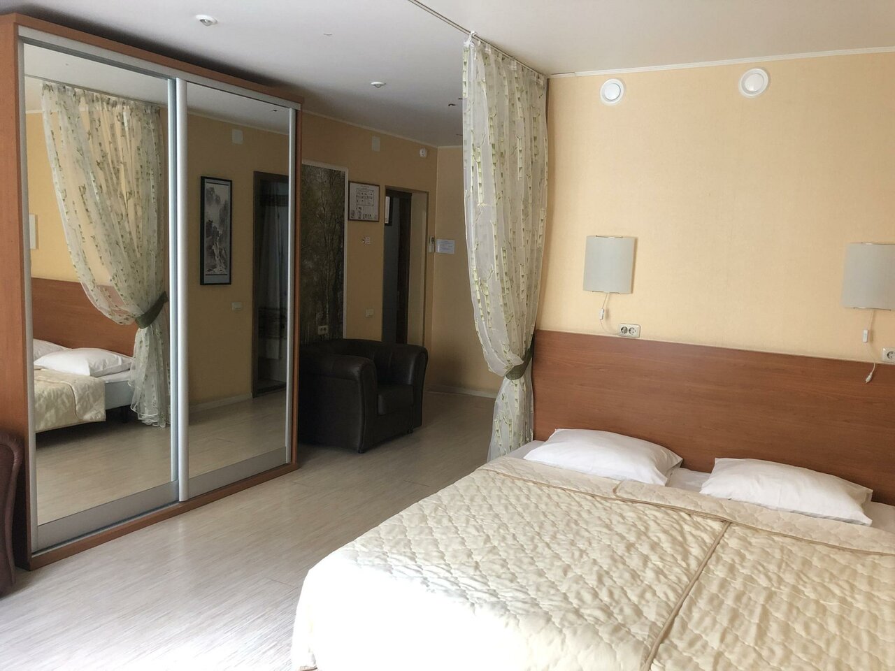 Гостиница Галерея Астрахань-33